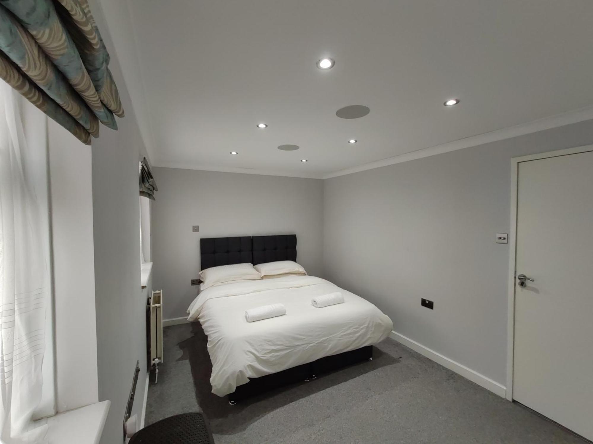 Elegant 3-Bedroom Home, Sleeps Up To 5 Guest. South Ockendon Εξωτερικό φωτογραφία